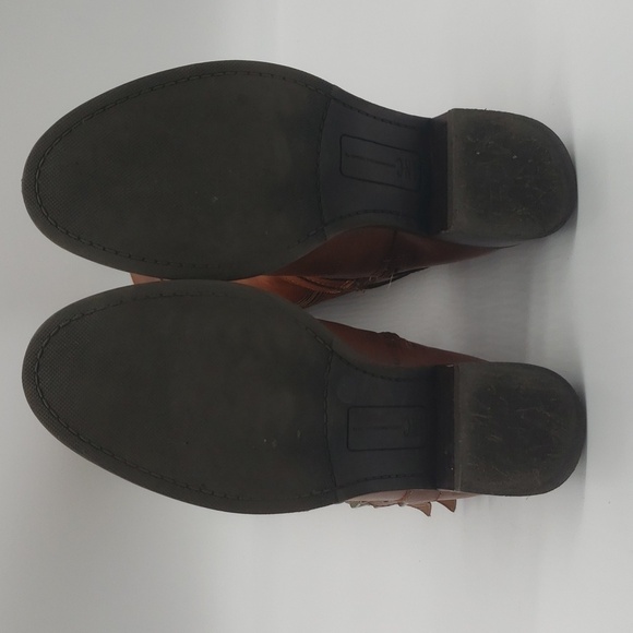 694- INC International Concepts Women's Boots 8M - Picture 2 of 4